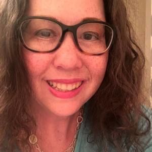 Meet your Posher, Adrienne